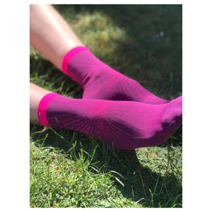 SupCare Kompressionsstroempe Cooling Knit lilla - sports stroemper (2)
